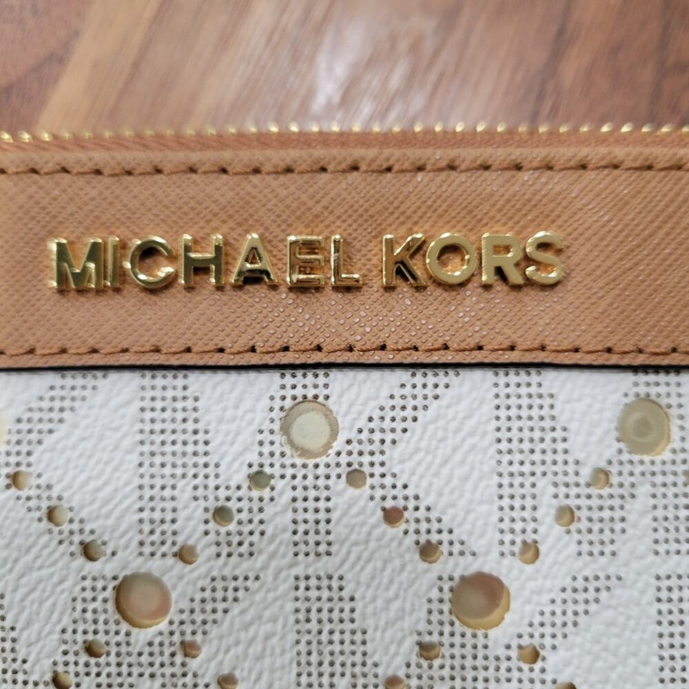 Michael Kors Laser Cut Clutch Handbag Wristlet Wallet - Picture 4 of 7